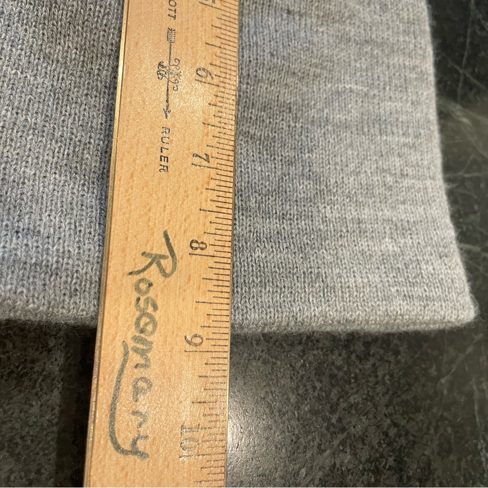 CARHARTT NWT Stocking Cap - Picture 6 of 6